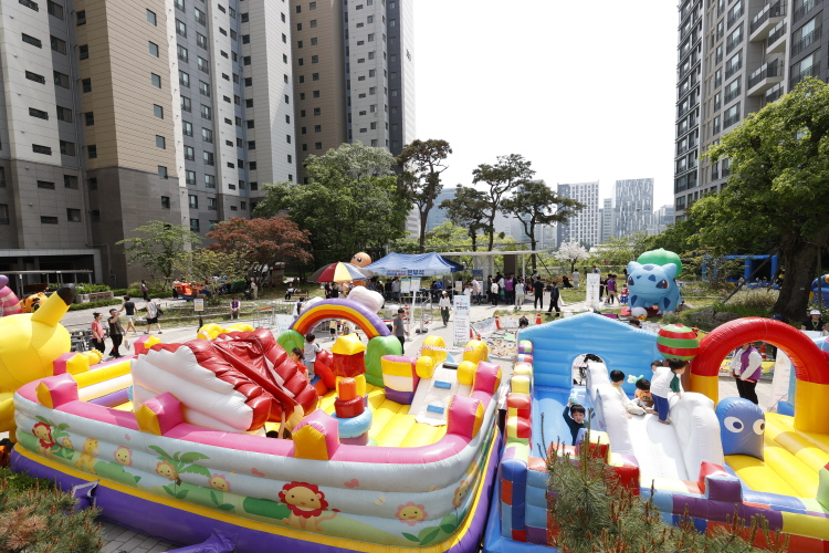 수색동 찾아가는 에어바운스 놀이터 이미지