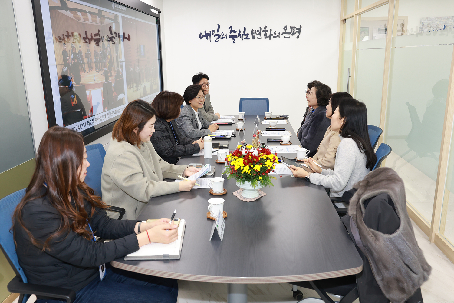 서서울농협 자립준비청년 후원품 전달식 이미지